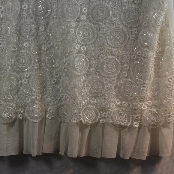Simply Couture white sequin lace top SZ L - Picture 4 of 6